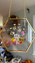 07.27.2025 (5pm) - Pressed Wildflower Frame