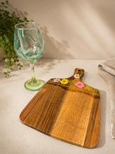 06.05.2026 (7pm)- Pressed Flower Resin Board & Wine Glass