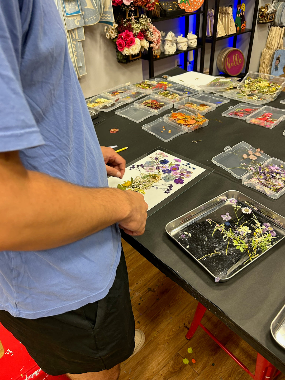 10.24.2026 (6pm)- Pressed Flowers Frames