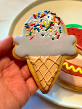 05.24.2025 (12pm) - Summer Cookie Decorating Workshop