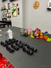 11.05.2025 (6:30pm)- Wine Wednesday: Glass Blowing Ornaments