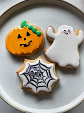 10.25.2025 (1pm) - Spooky Cookie Decorating Workshop