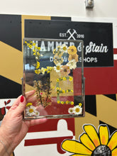 07.27.2025 (5pm) - Pressed Wildflower Frame