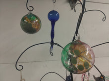 12.03.2025 (6:30pm)- Wine Wednesday: Glass Blowing Ornaments