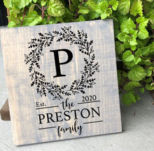 Classic Wood Square